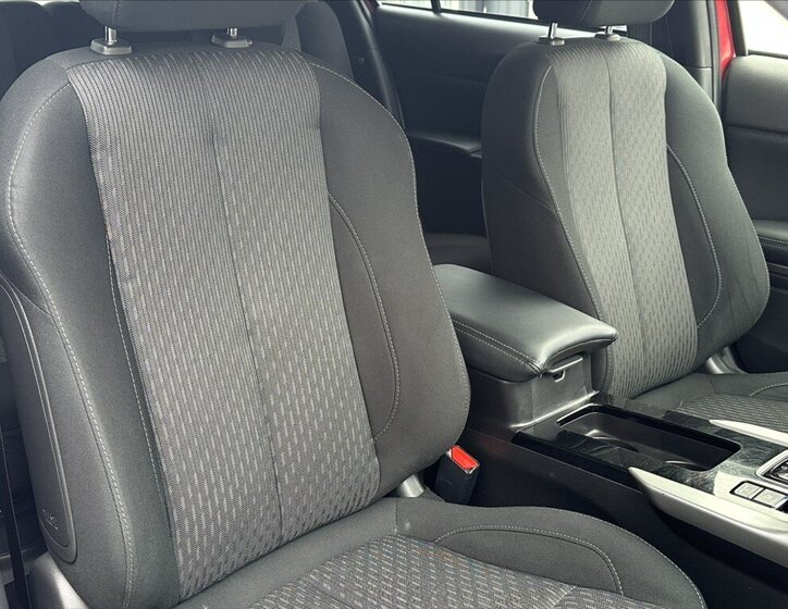 Mitsubishi Eclipse Cross SUV / Terénní 2,4 l 138 kw