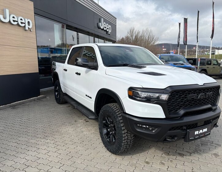 Dodge RAM Pick-up 3,0 l 313 kw