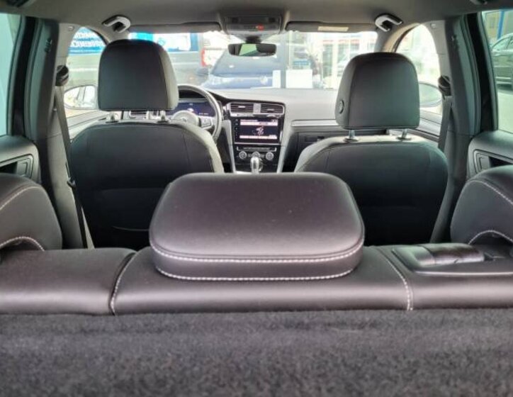 Volkswagen Golf Hatchback 2,0 l 135 kw