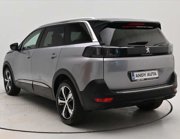 Peugeot 5008 SUV / Terénní 1,5 l 96 kw
