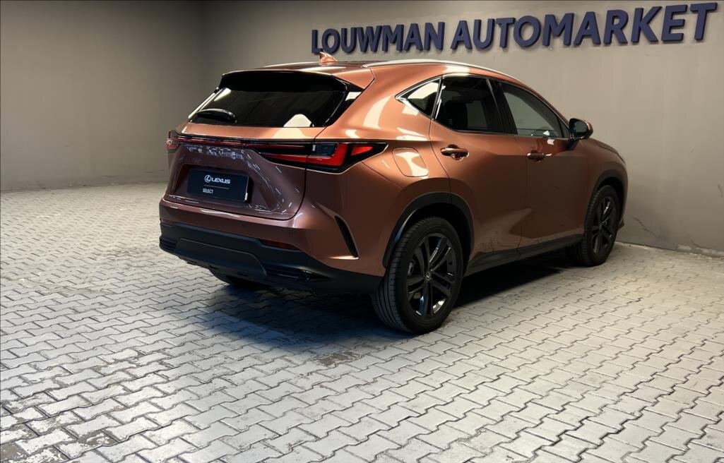 Lexus NX 450h plus SUV 2,5 l 227 kw