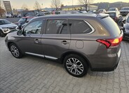 Mitsubishi Outlander 11
