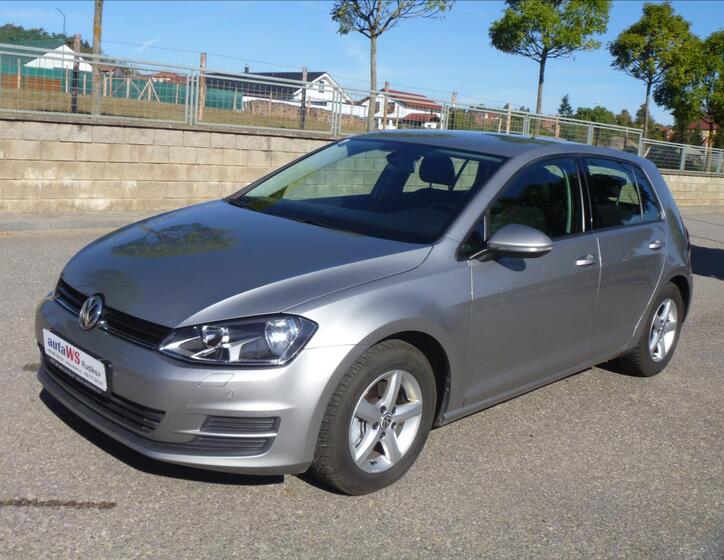 Volkswagen Golf 1