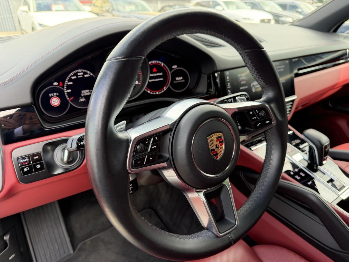 Porsche Cayenne SUV / Terénní 3,0 l 250 kw