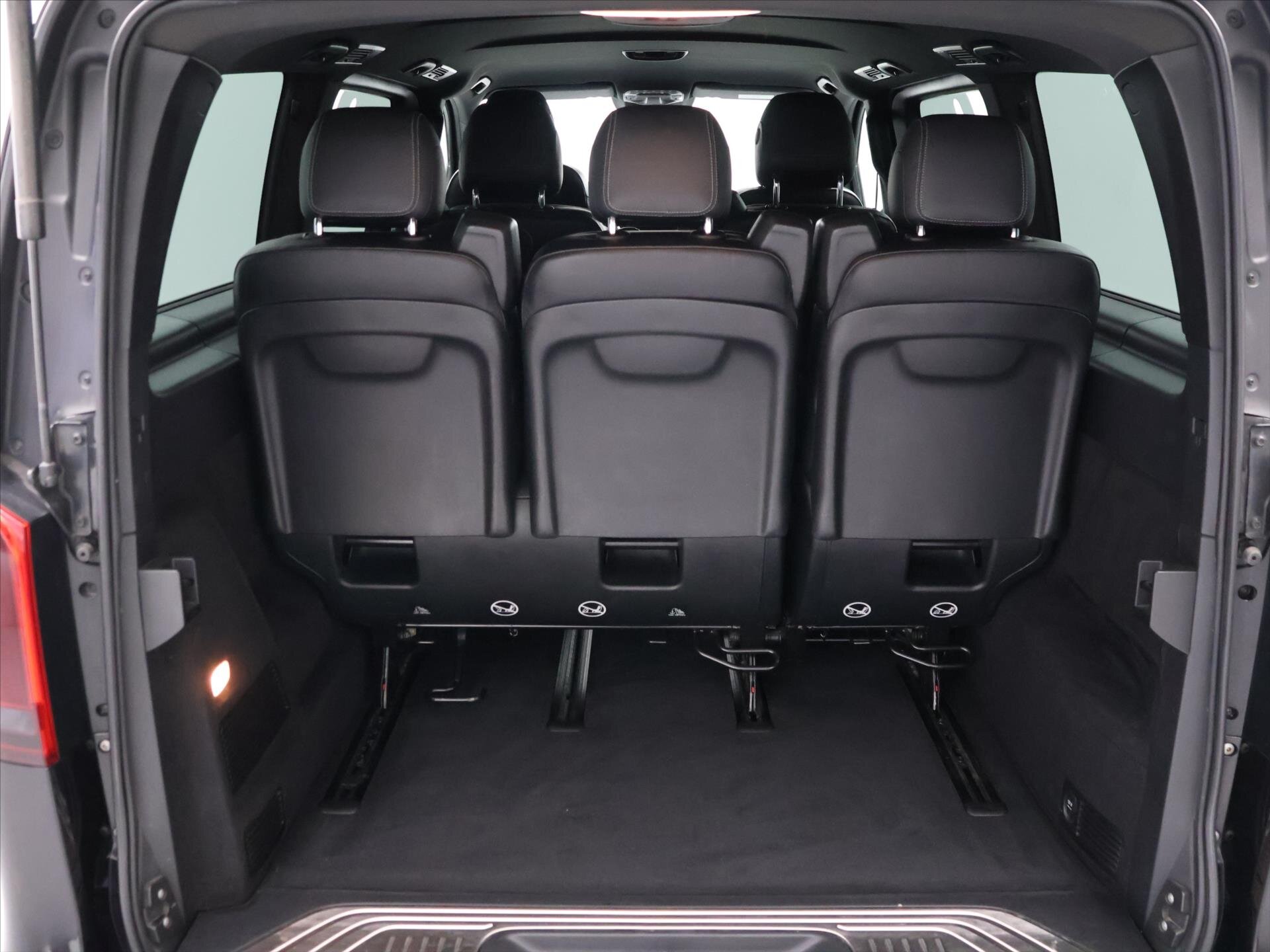 Mercedes-Benz Třídy V Kombi 2,1 l 140 kw
