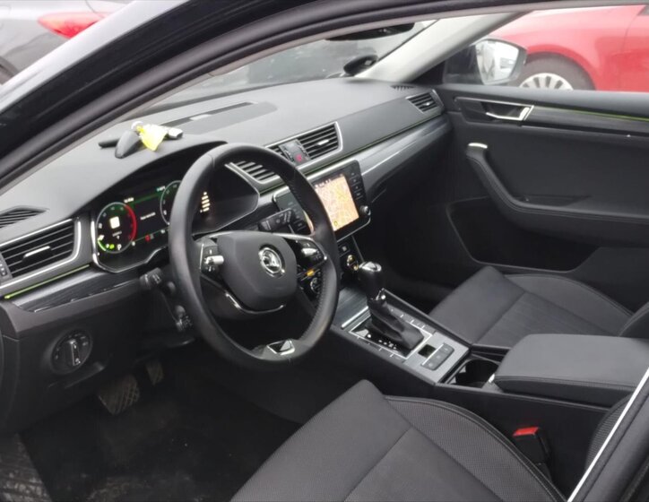 Škoda Superb Kombi 2,0 l 110 kw