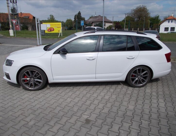 Škoda Octavia Kombi 2,0 l 135 kw