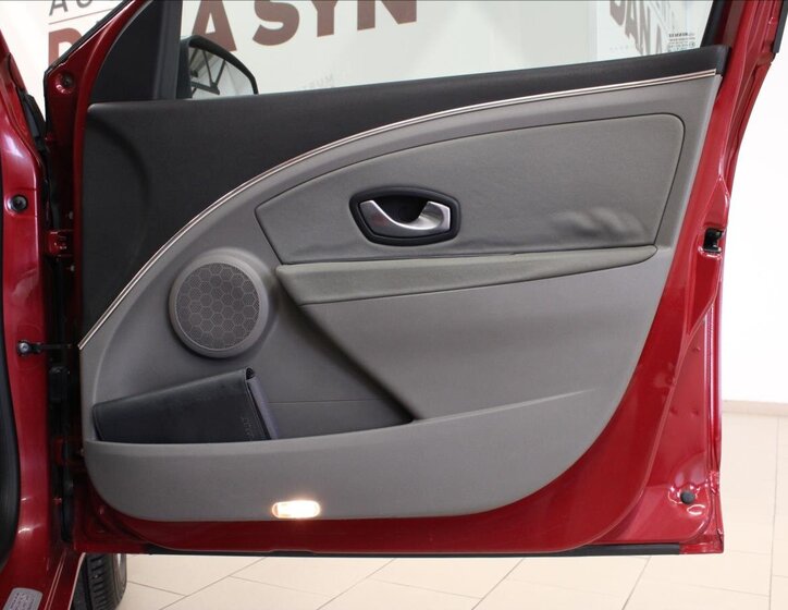 Renault Mégane Hatchback 1,6 l 81 kw