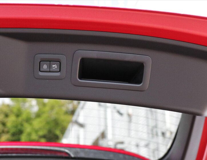 Mazda CX-80 SUV 3,3 l 187 kw