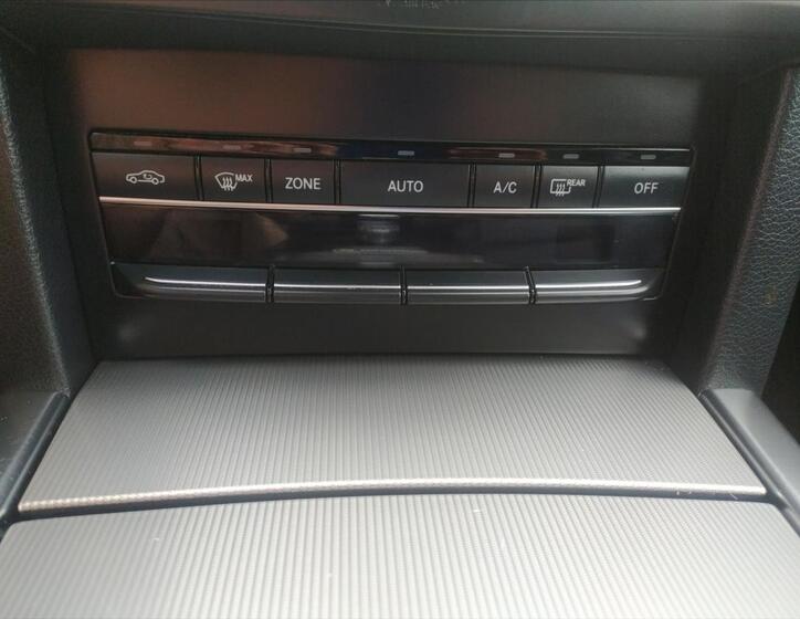 Mercedes-Benz Třídy E 13