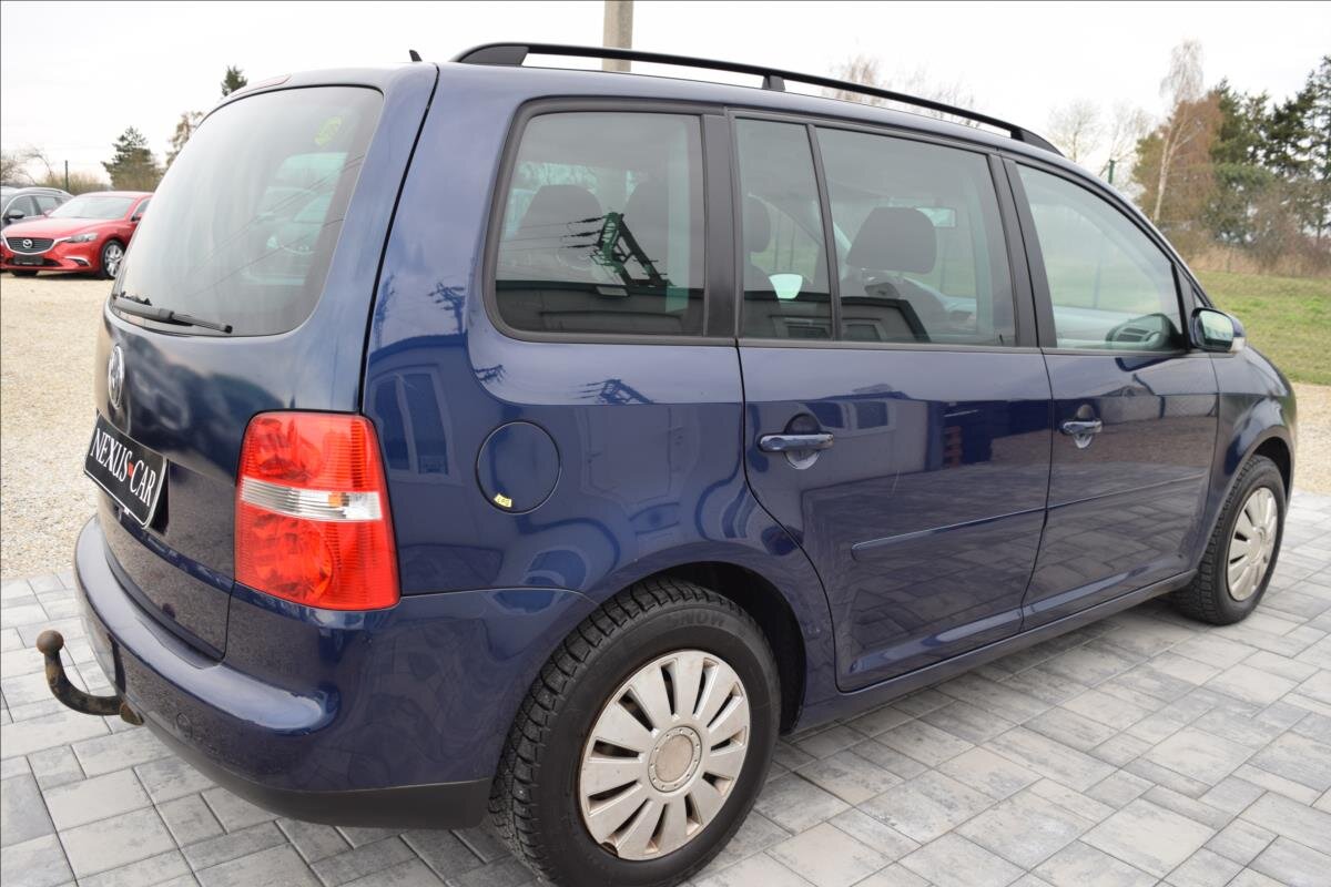 Volkswagen Touran Kombi 1,4 l 103 kw