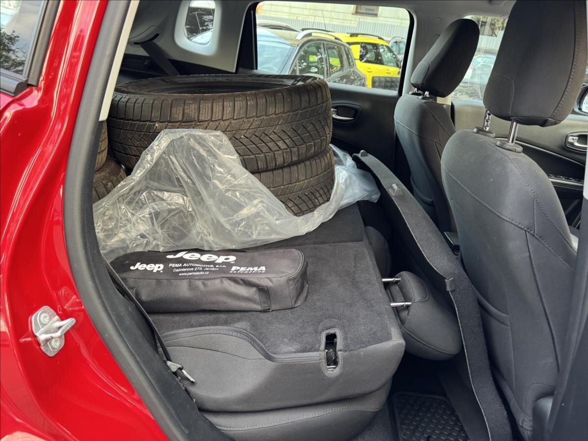 Jeep Compass SUV / Terénní 1,4 l 103 kw