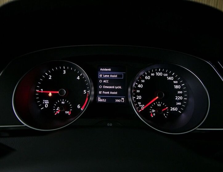 Volkswagen Passat Kombi 2,0 l 110 kw