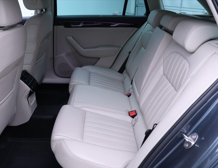 Škoda Superb Kombi 2,0 l 200 kw