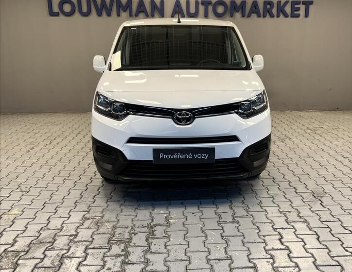 Toyota ProAce City 4