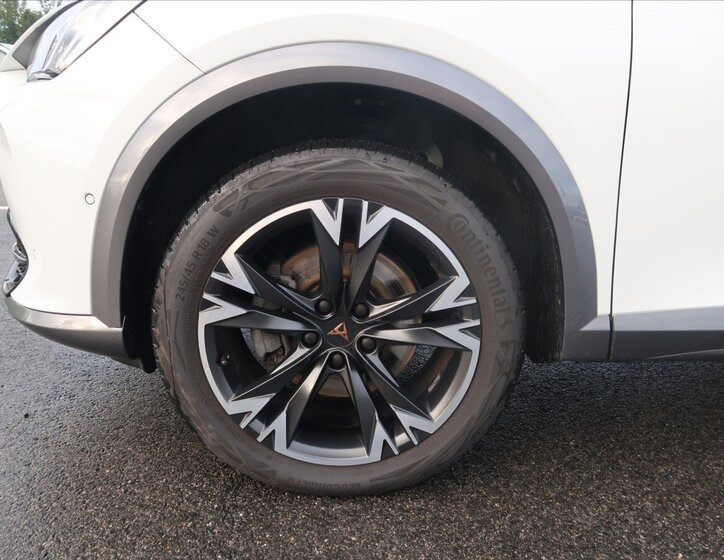 Cupra Formentor SUV / Terénní 2,0 l 140 kw