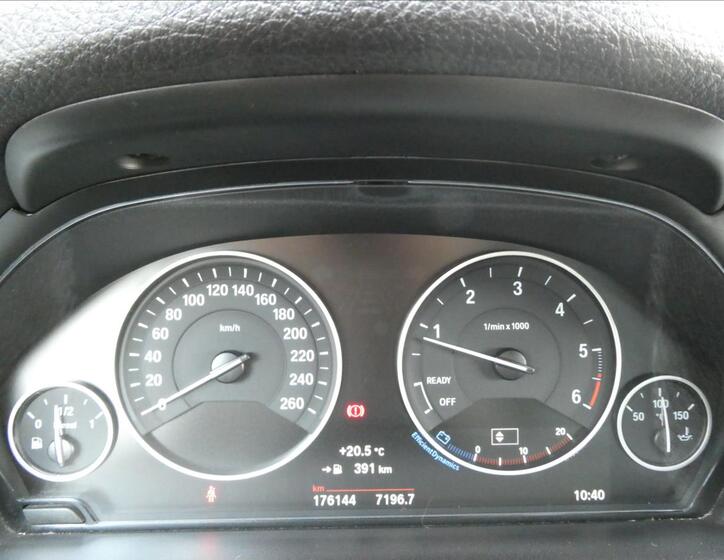 BMW Řada 3 40