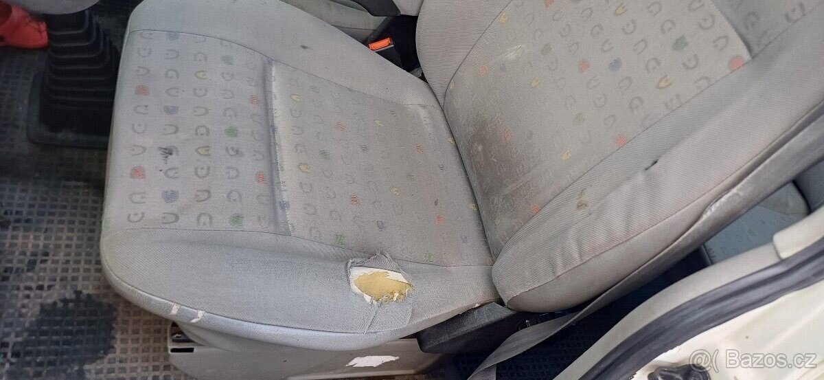 Volkswagen Caravelle VAN / Minibus 0,0 75 kw