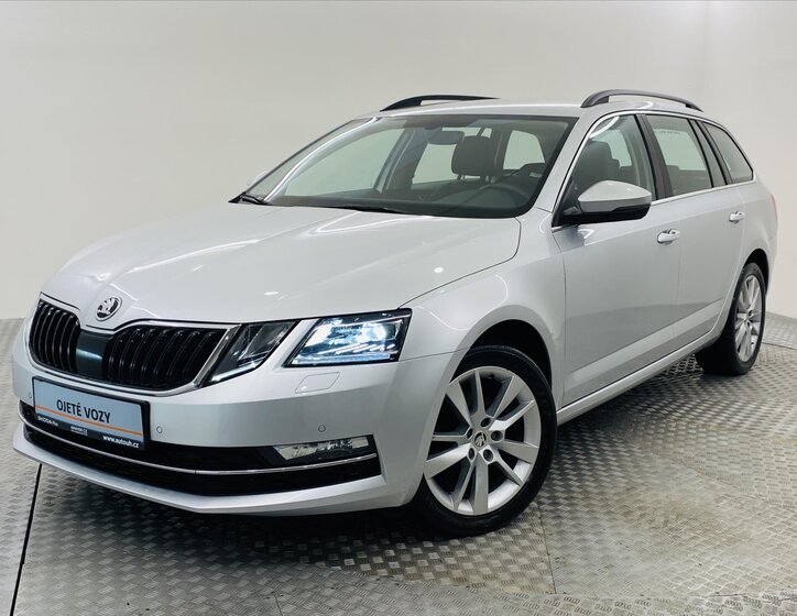 Škoda Octavia 1