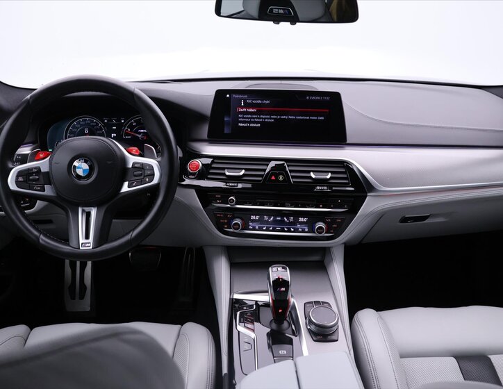 BMW M5 Sedan 4,4 l 441 kw