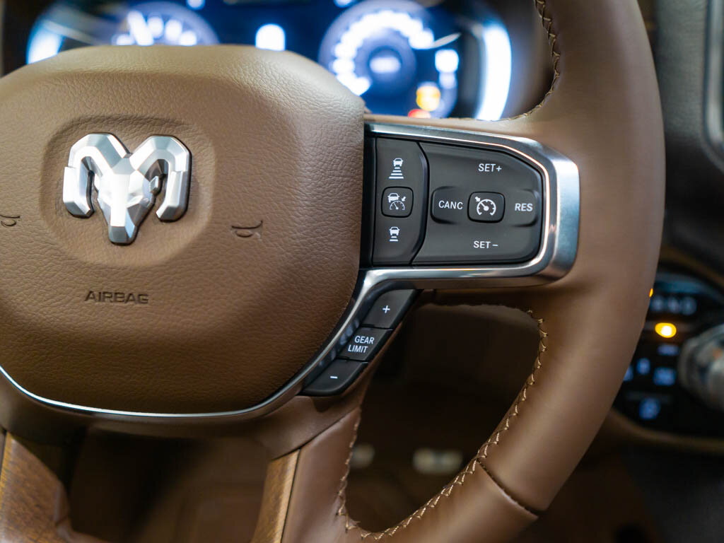Dodge RAM Pick-up 5,7 l 291 kw