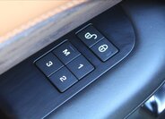 Land Rover Discovery 28