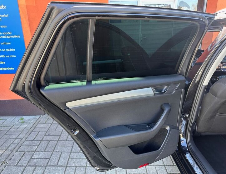 Škoda Superb Kombi 1,6 l 88 kw