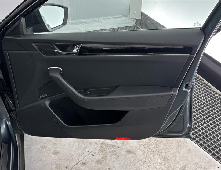 Škoda Superb Kombi 2,0 l 147 kw