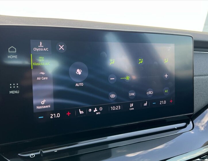 Škoda Octavia Sedan / Limuzína 1,5 l 110 kw