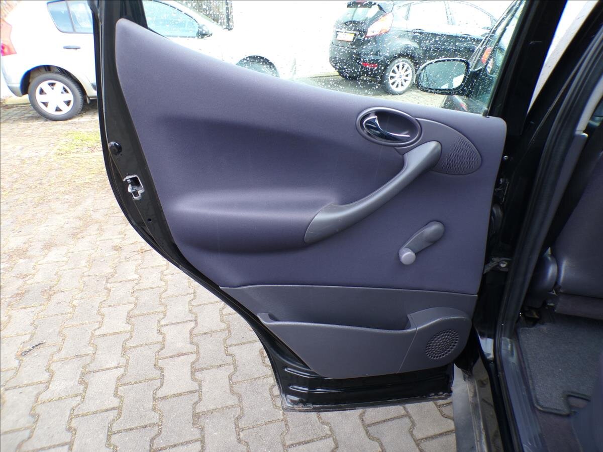 Mercedes-Benz Třídy A Kombi 1,6 l 60 kw