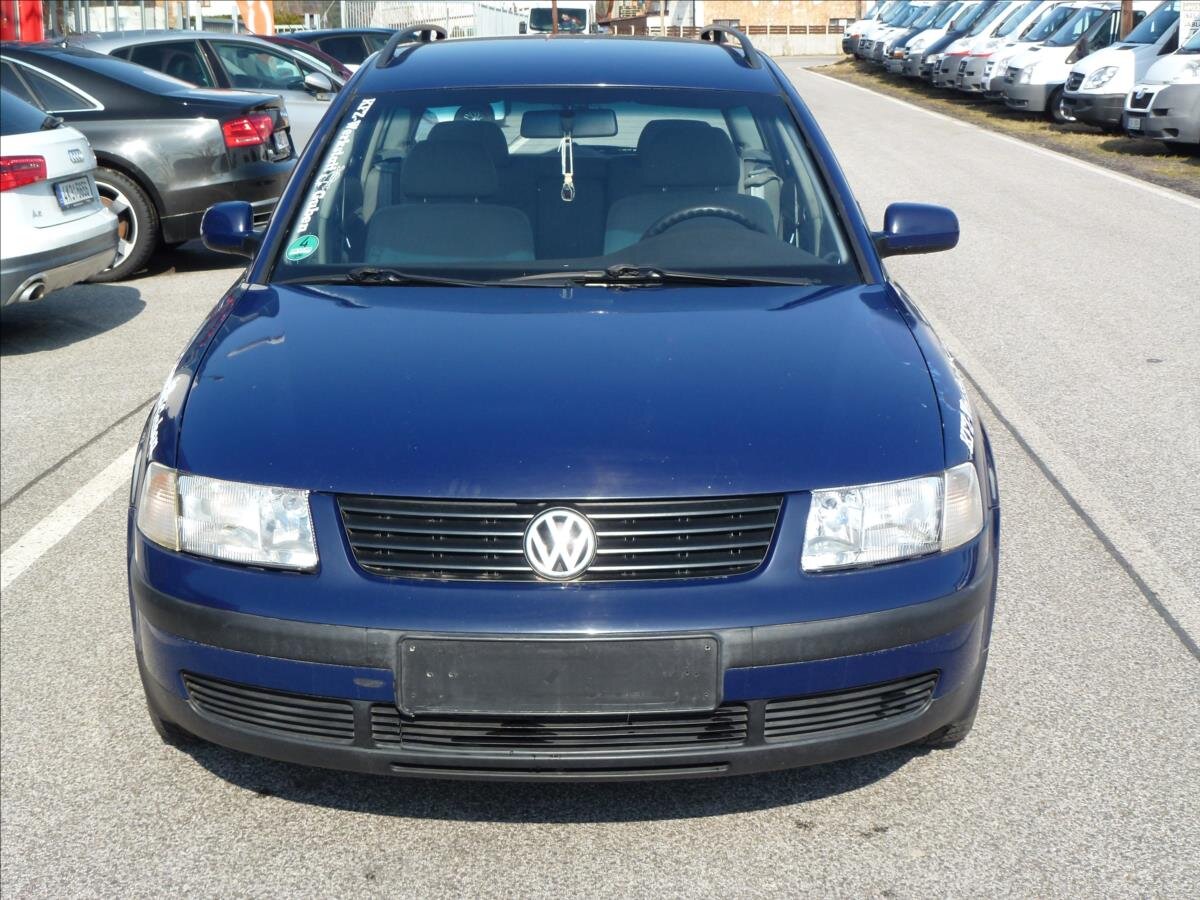 Volkswagen Passat Kombi 1,6 l 74 kw