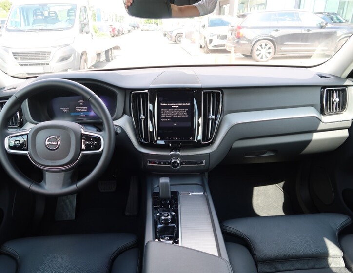 Volvo XC60 13