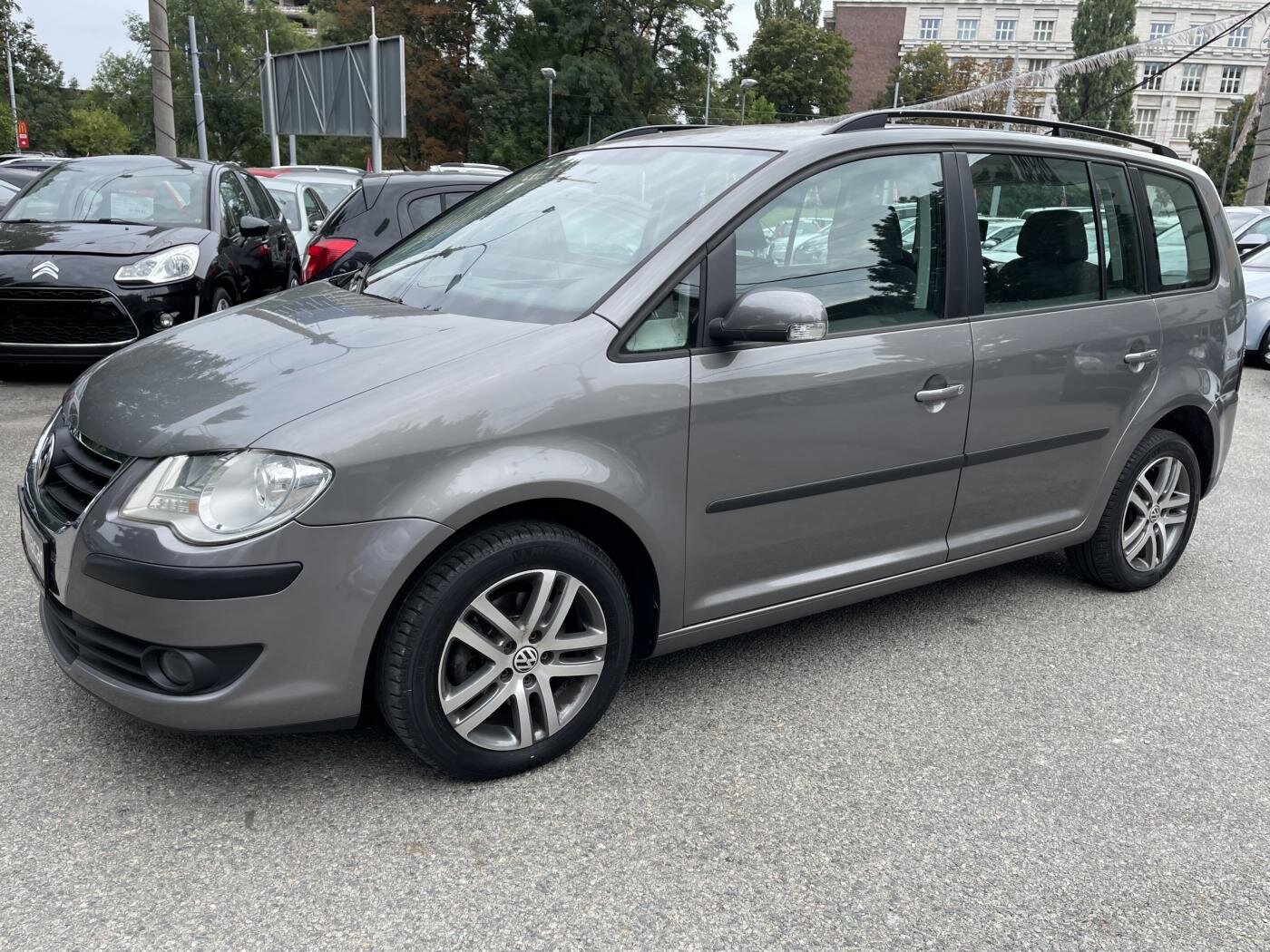 Volkswagen Touran MPV 2,0 l 80 kw