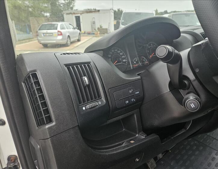 Peugeot Boxer 9