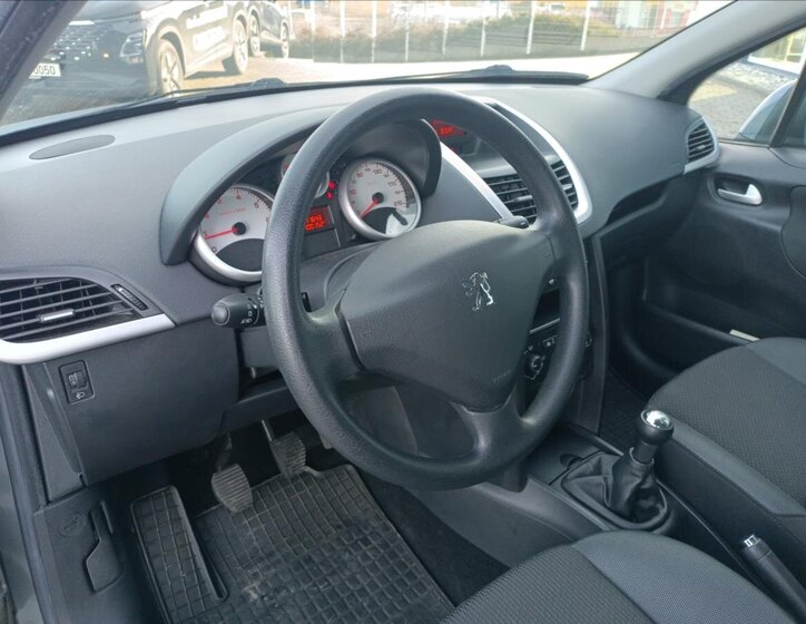 Peugeot 207 Kombi 1,4 l 70 kw
