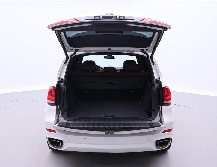 BMW X5 SUV 3,0 l 230 kw