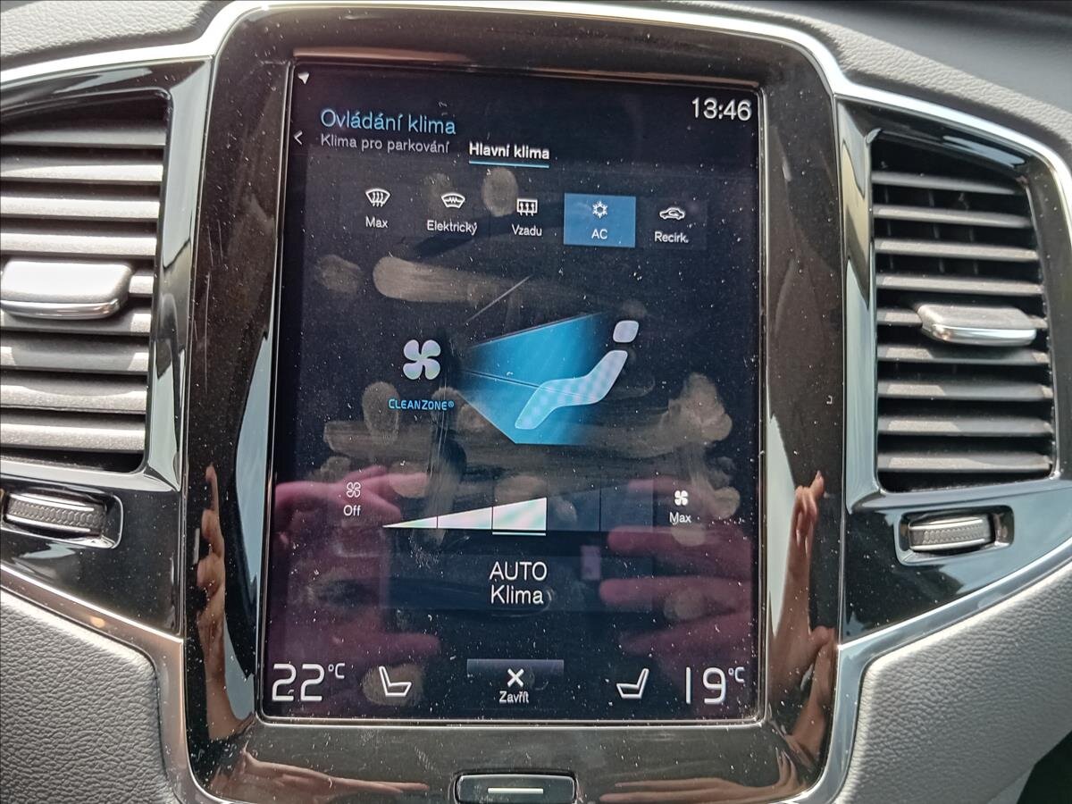 Volvo XC90 SUV 2,0 l 173 kw