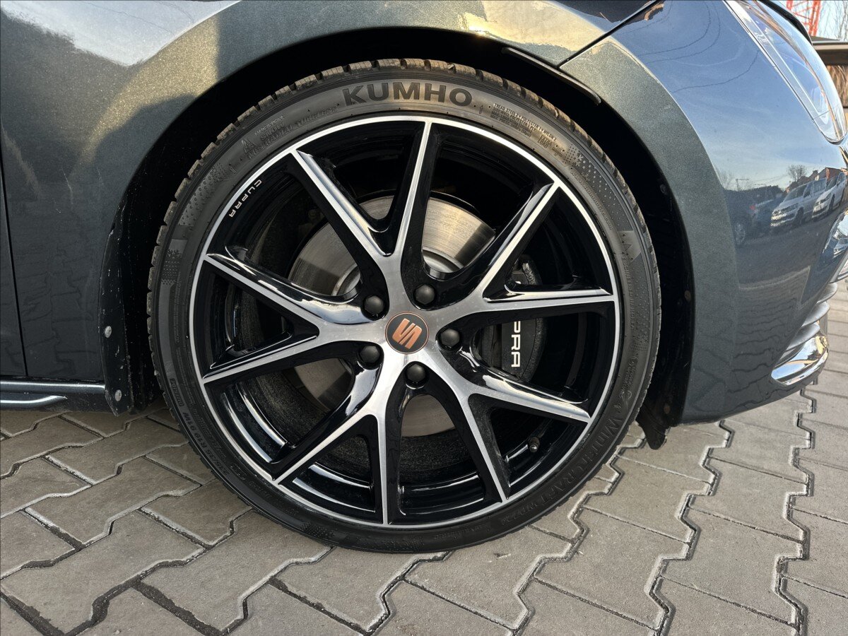 Seat Leon Kombi 2,0 l 221 kw