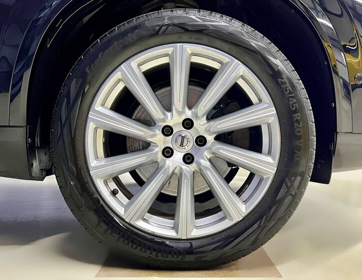 Volvo XC90 SUV 2,0 l 173 kw