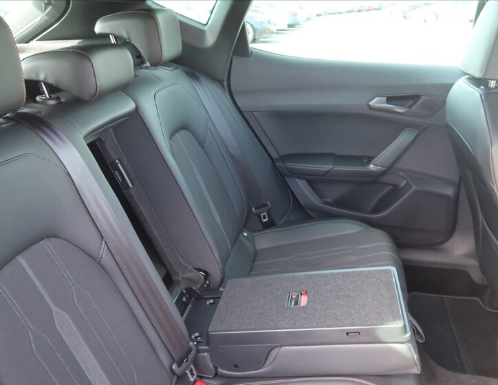 Cupra Formentor SUV / Terénní 1,5 l 110 kw