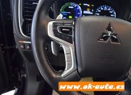 Mitsubishi Outlander SUV 0,0 0