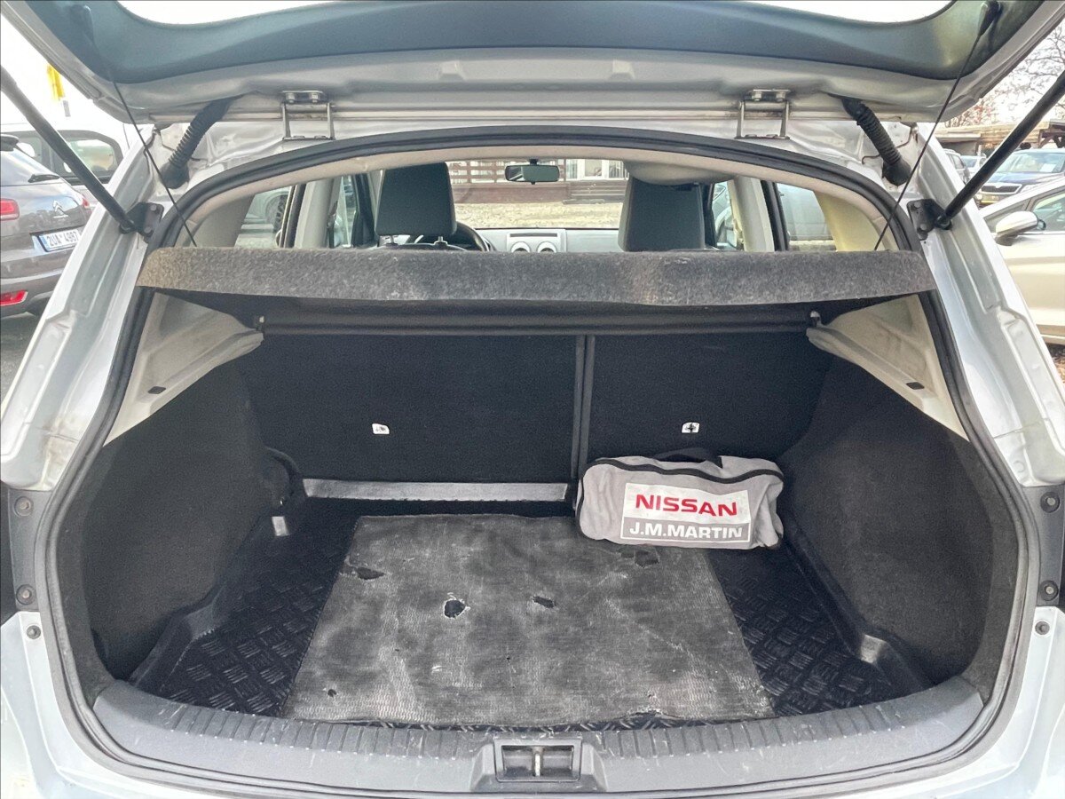 Nissan Qashqai SUV 1,5 l 78 kw