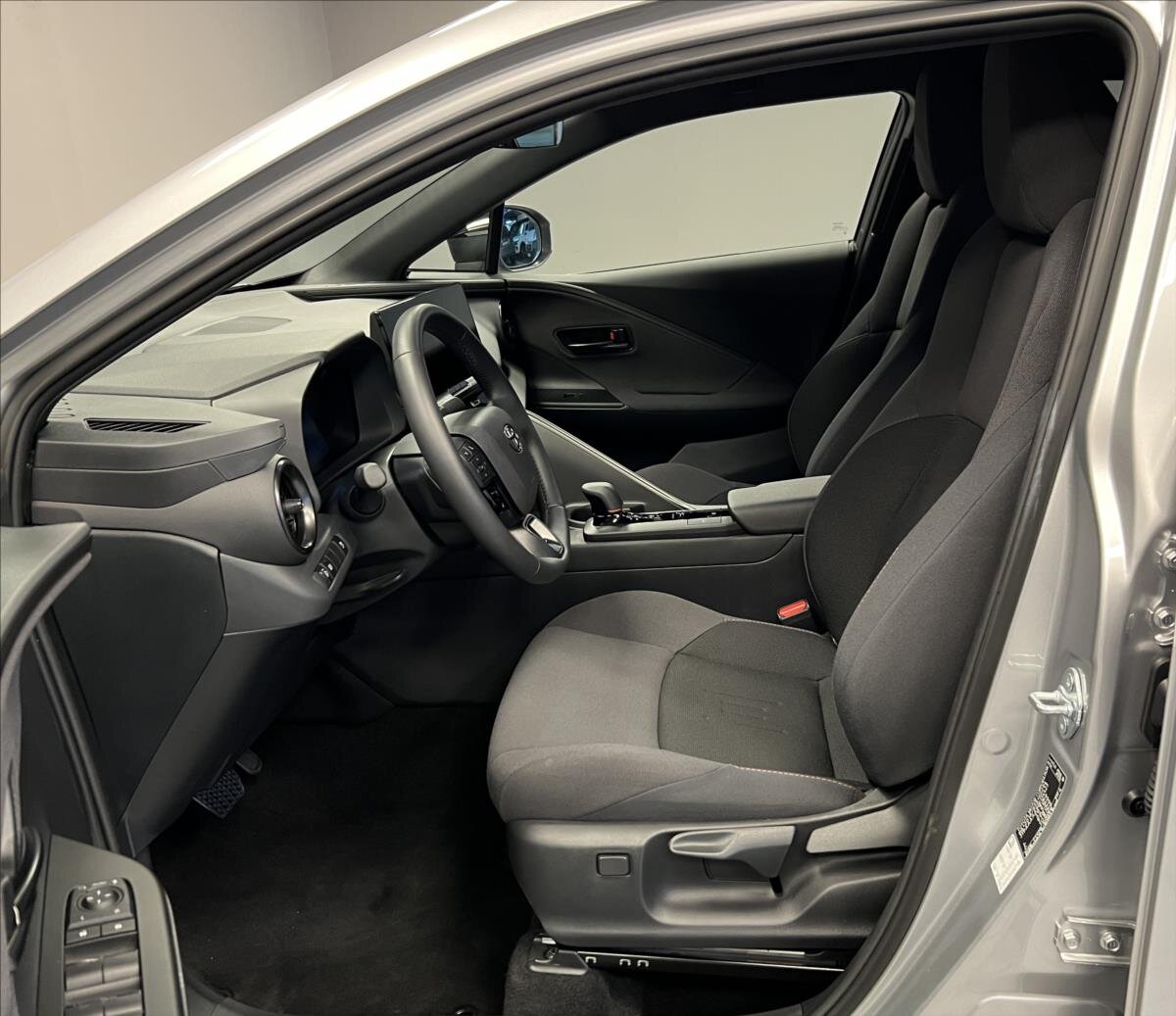 Toyota C-HR Hatchback 1,8 l 72 kw