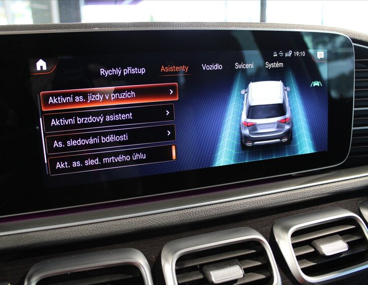 Mercedes-Benz GLE 18