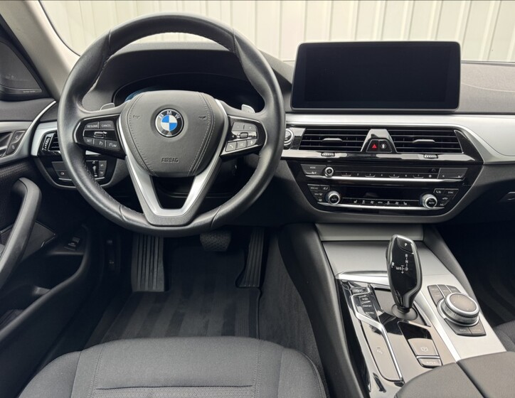 BMW Řada 5 26