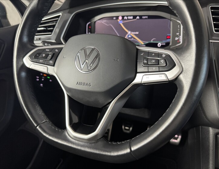 Volkswagen Tiguan 42