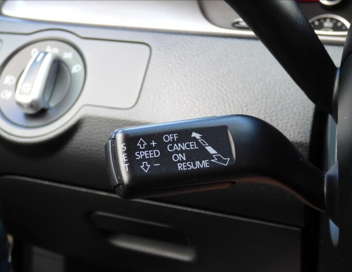 Volkswagen Passat 24