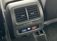 Volkswagen Touran Kombi 1,5 l 110 kw