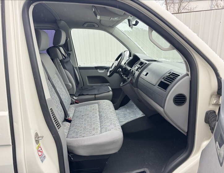 Volkswagen Transporter Kombi 1,9 l 90 kw