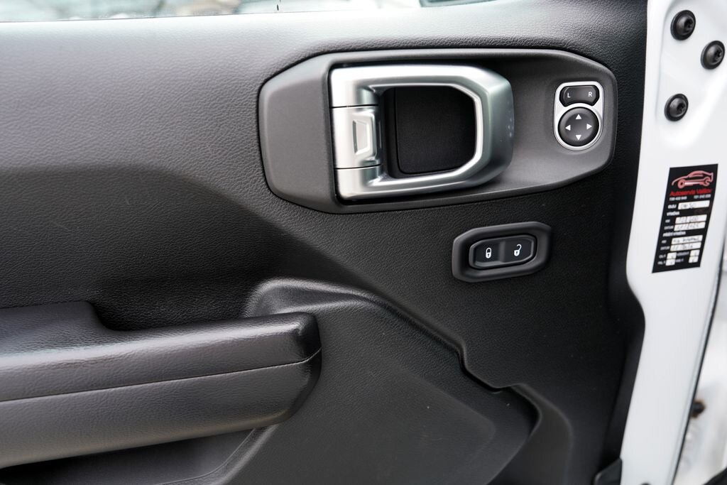 Jeep Wrangler SUV / Terénní 2,1 l 147 kw